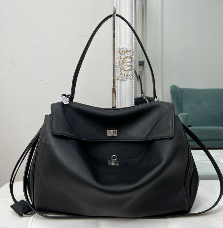 СУМКА BALENCIAGA RODEO фото