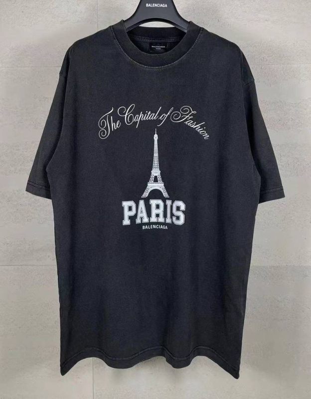 ФУТБОЛКА BALENCIAGA фото