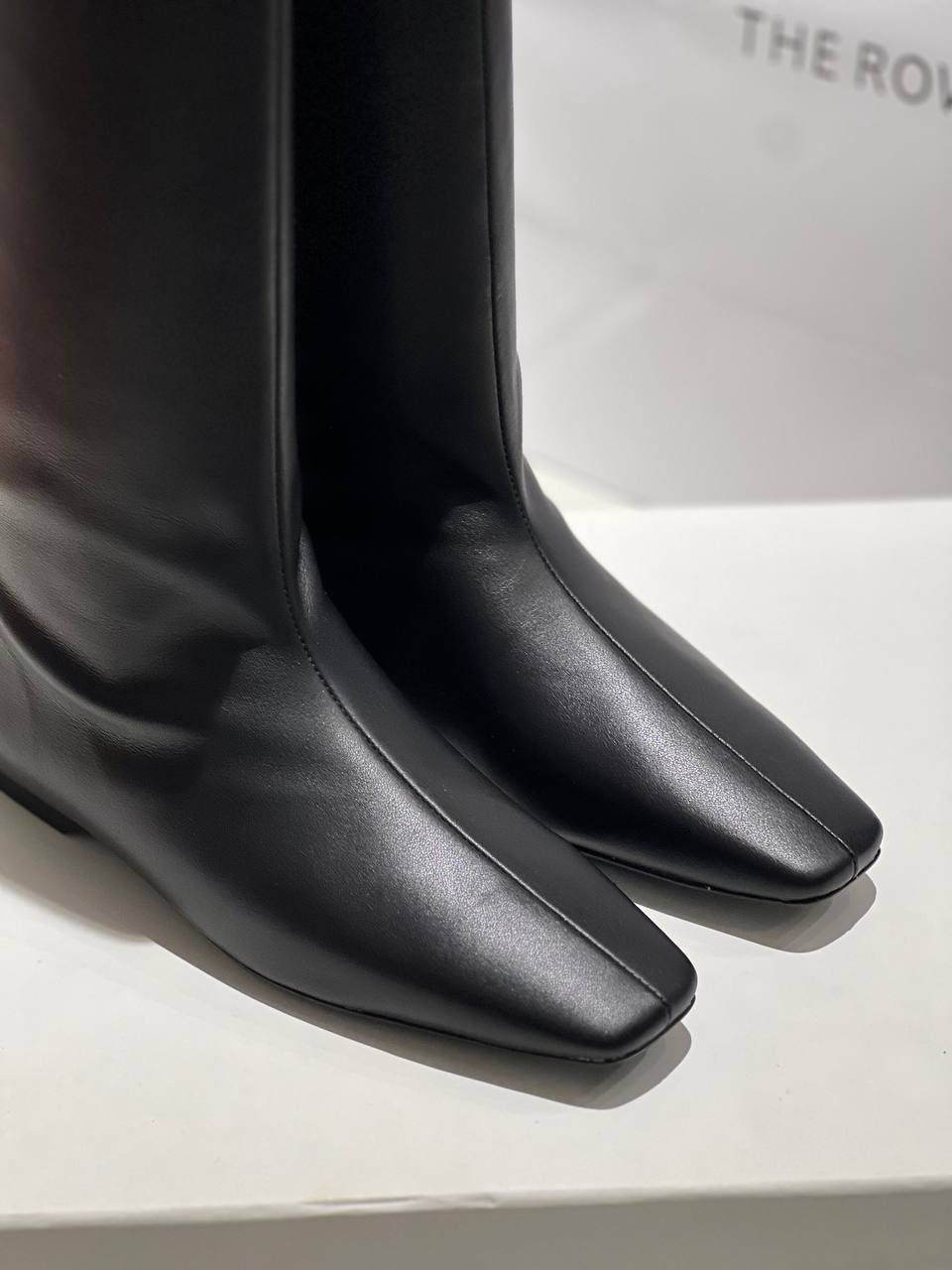 САПОГИ THE ROW детальное фото