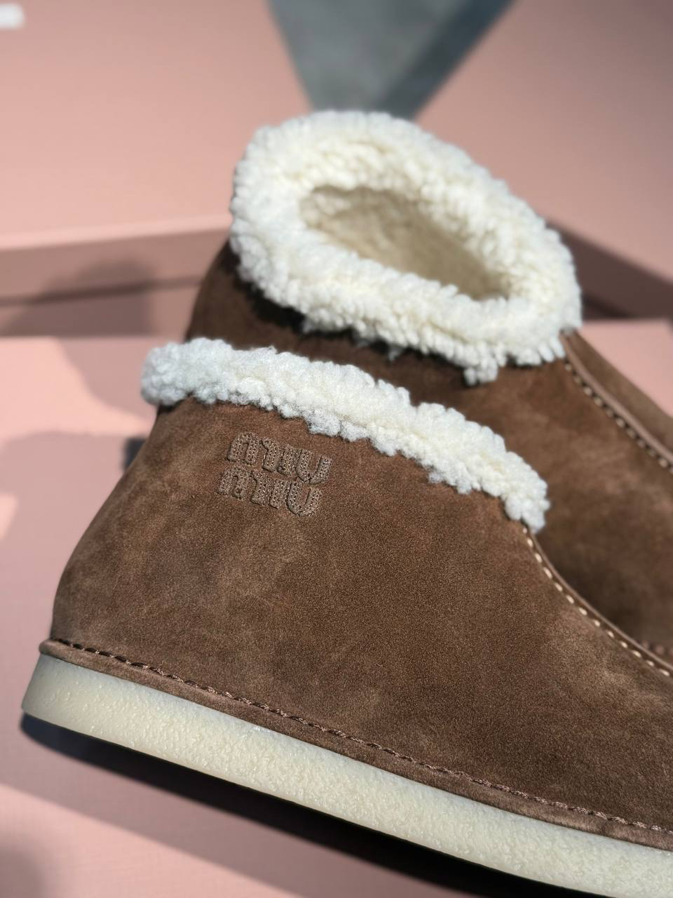 УГГИ MIU MIU детальное фото