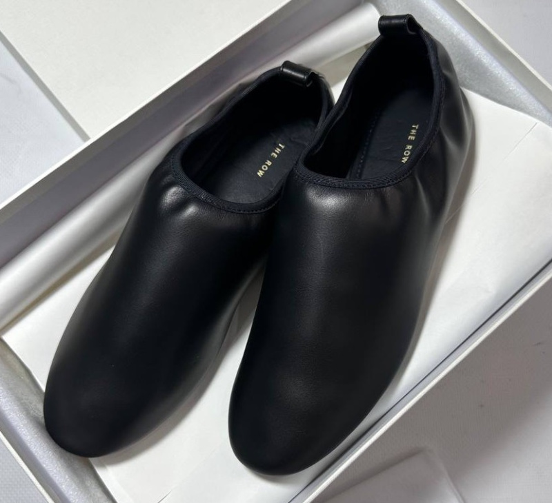 ЛОФЕРЫ THE ROW фото