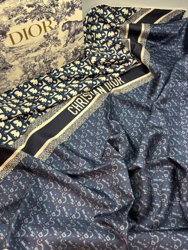 ПЛАТОК CHRISTIAN DIOR фото