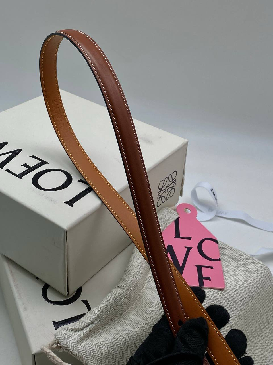 ЖЕНСКИЙ РЕМЕНЬ LOEWE детальное фото