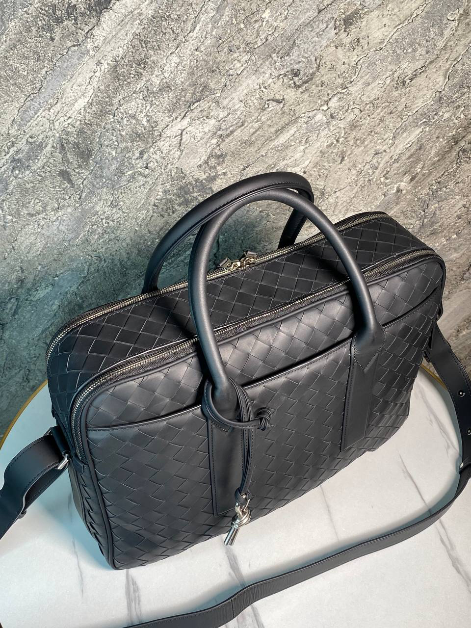 МУЖСКОЙ ПОРТФЕЛЬ BOTTEGA VENETA детальное фото