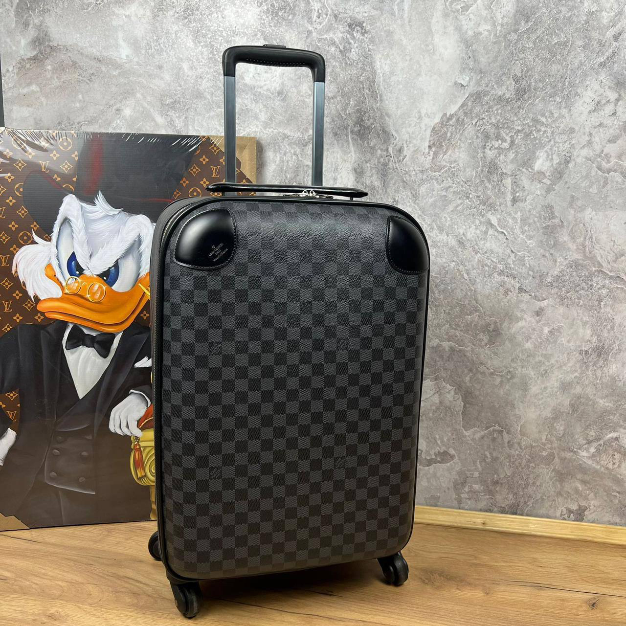 ЧЕМОДАН LOUIS VUITTON детальное фото