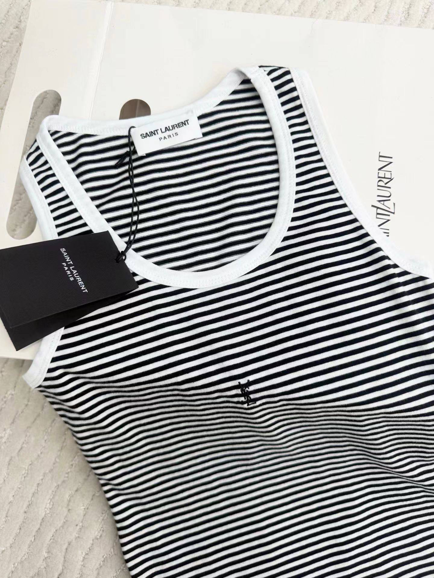 МАЙКА SAINT LAURENT детальное фото