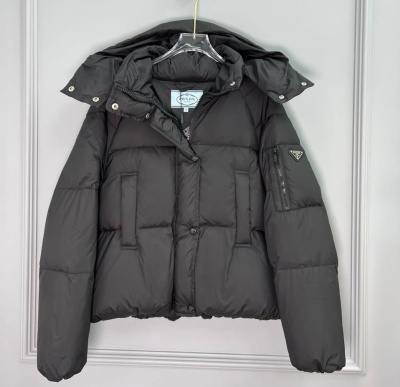 ПУХОВИК PRADA фото