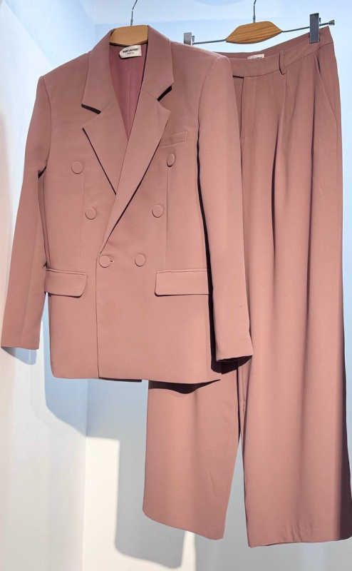 КОСТЮМ SAINT LAURENT фото