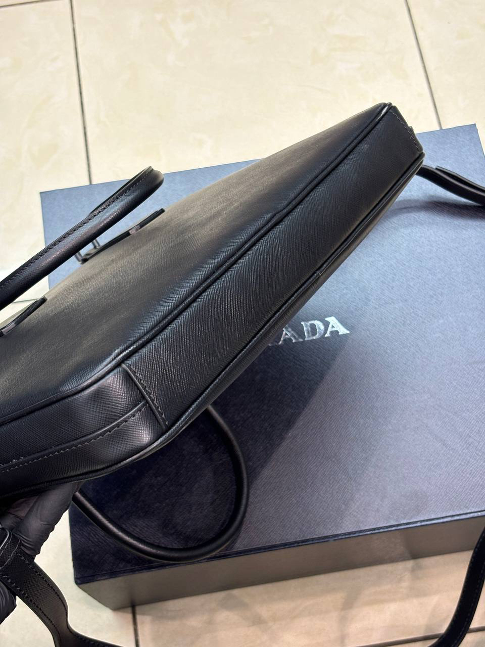 МУЖСКОЙ ПОРТФЕЛЬ PRADA детальное фото
