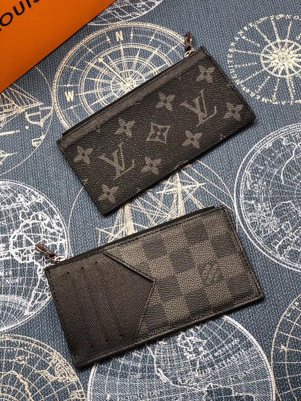 КАРТХОЛДЕР LOUIS VUITTON детальное фото