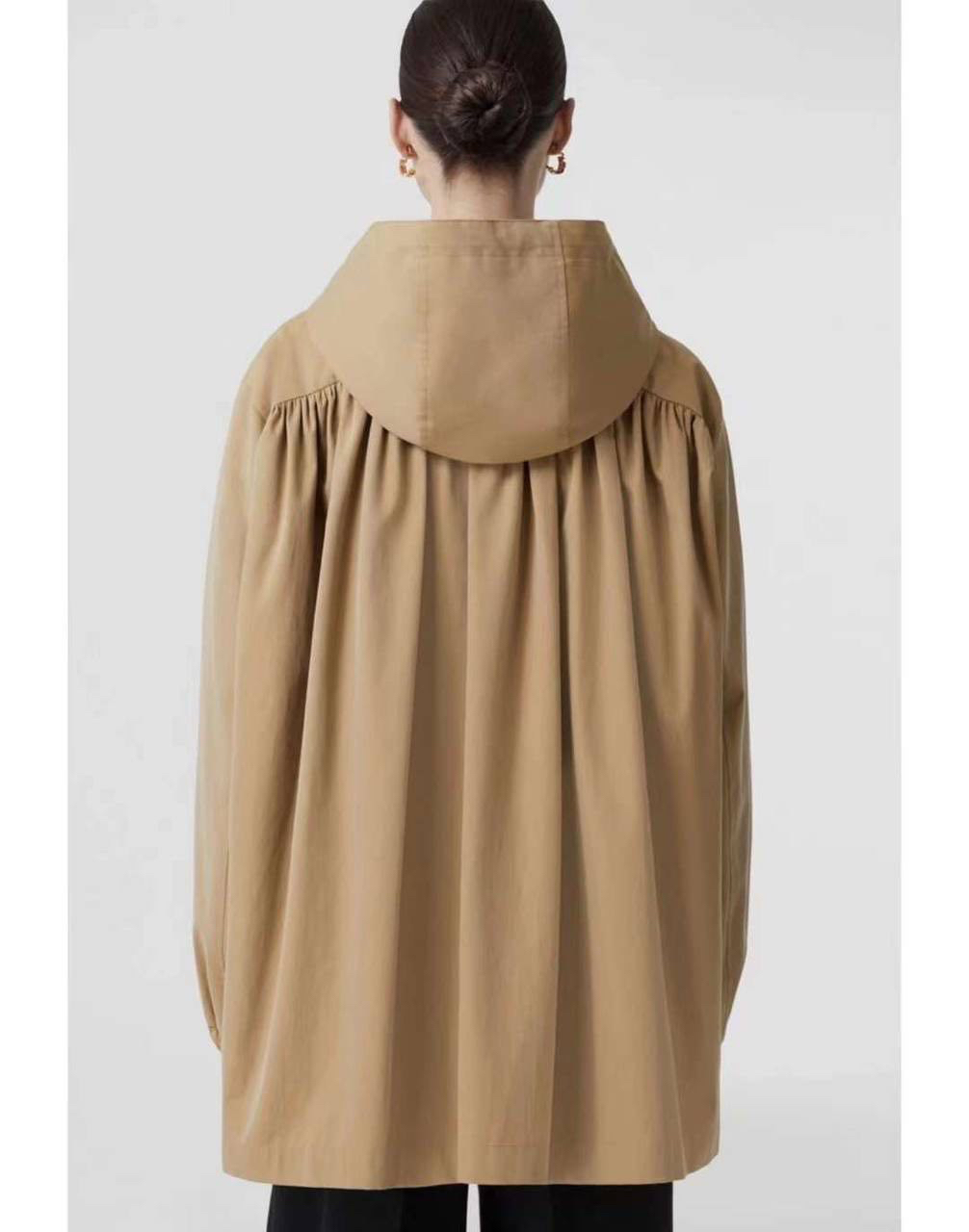 КУРТКА BURBERRY детальное фото