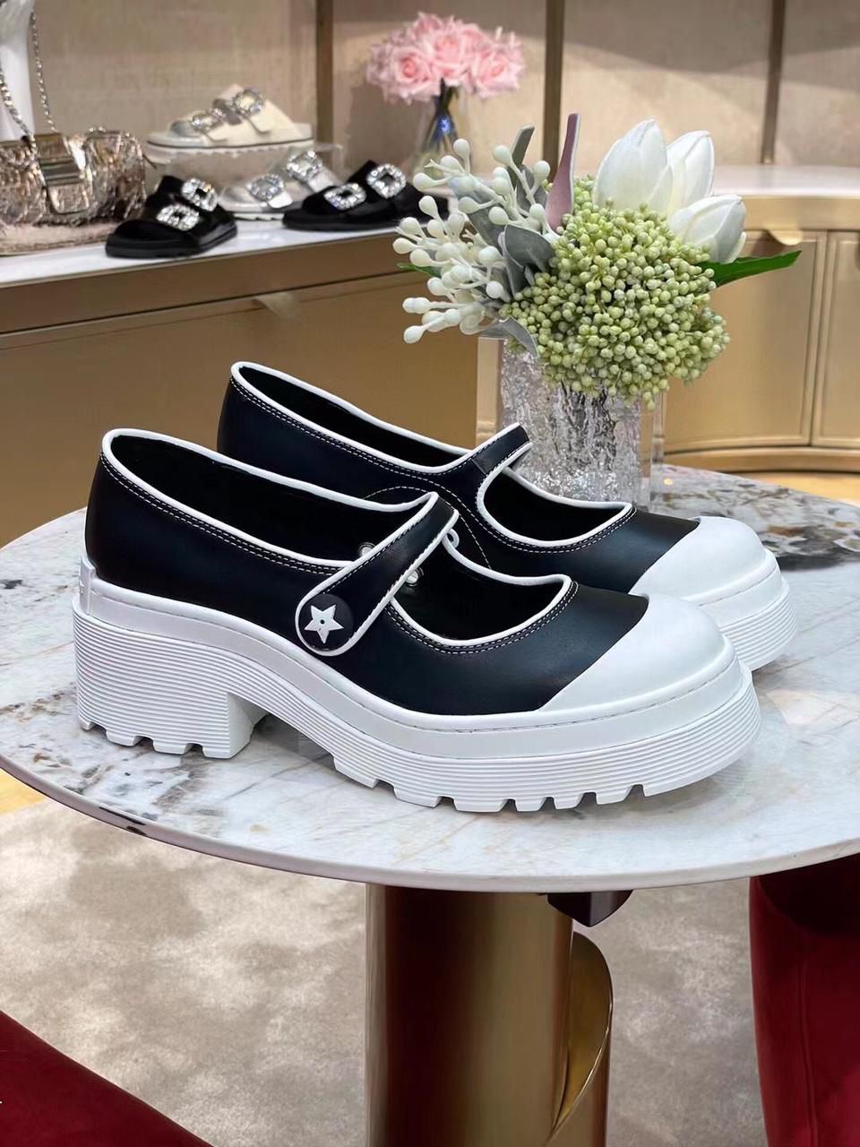 ДЕРБИ CHRISTIAN DIOR детальное фото