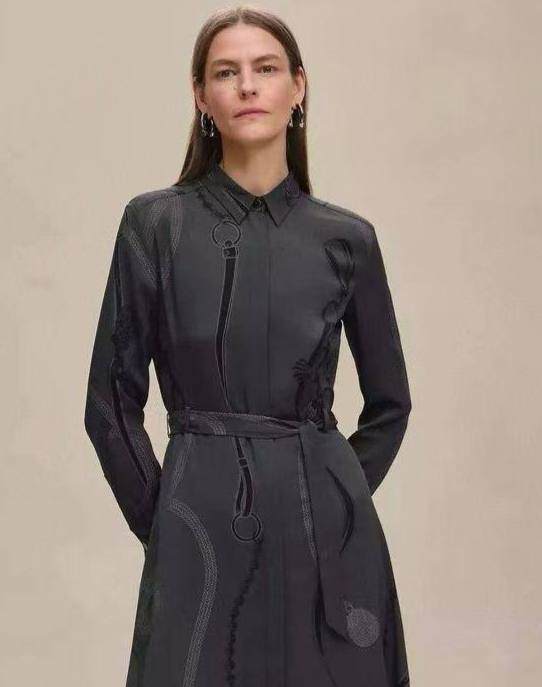 ПЛАТЬЕ HERMES детальное фото