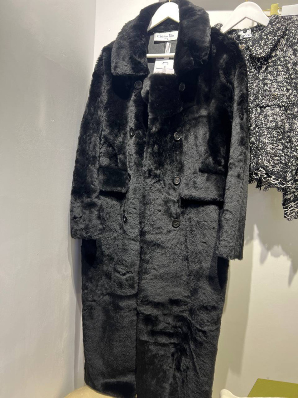 ШУБА CHRISTIAN DIOR фото