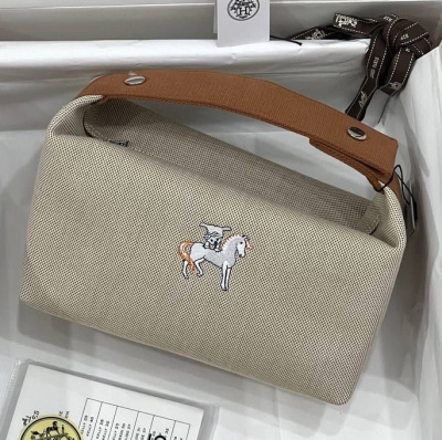 КОСМЕТИЧКА HERMES фото