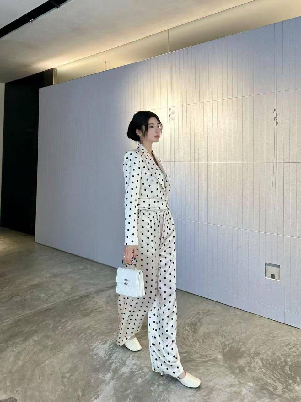 КОСТЮМ SAINT LAURENT детальное фото