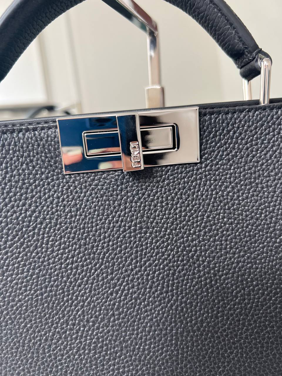 СУМКА FENDI X-LITE LARGE детальное фото