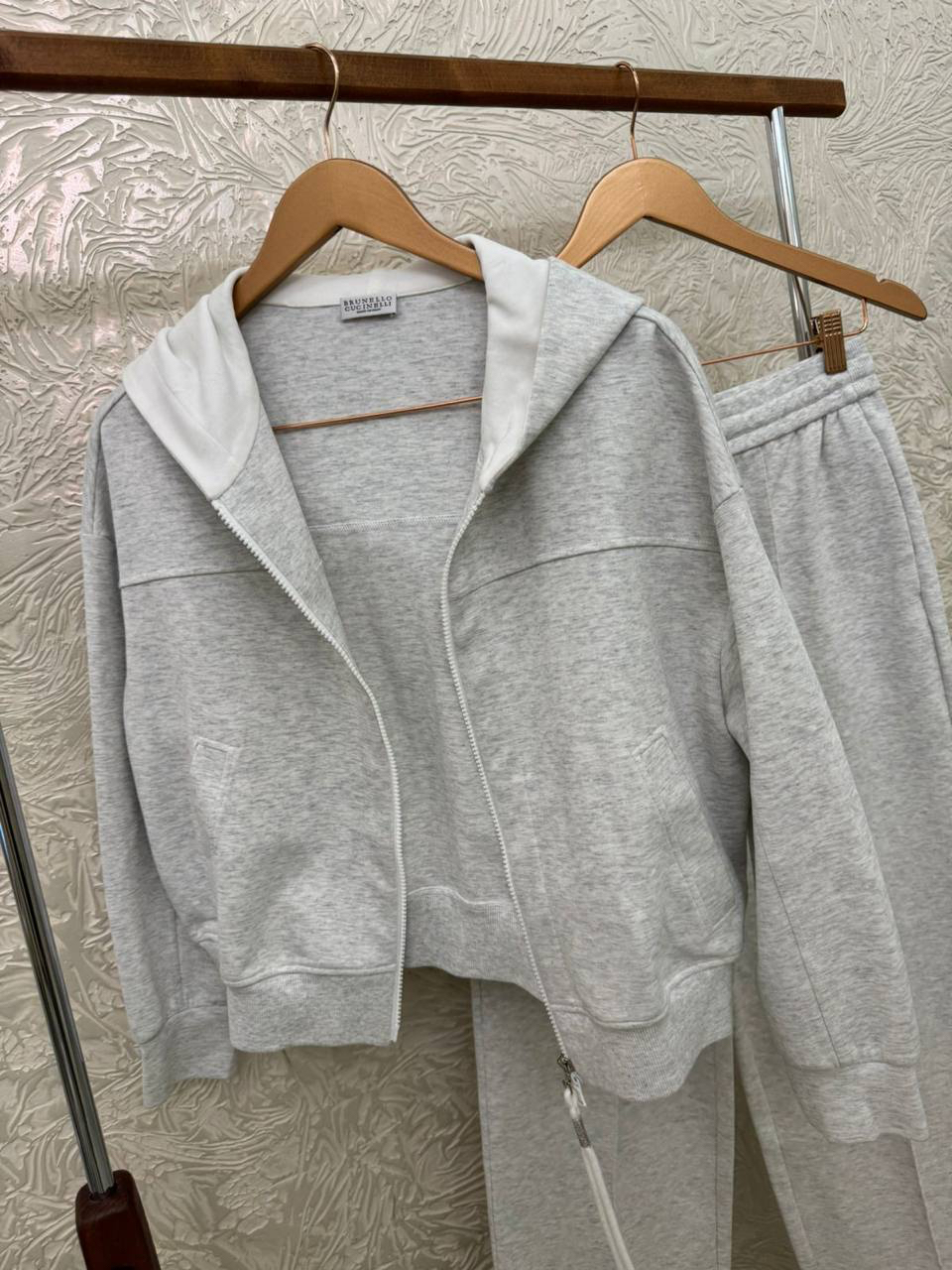 КОСТЮМ BRUNELLO CUCINELLI детальное фото