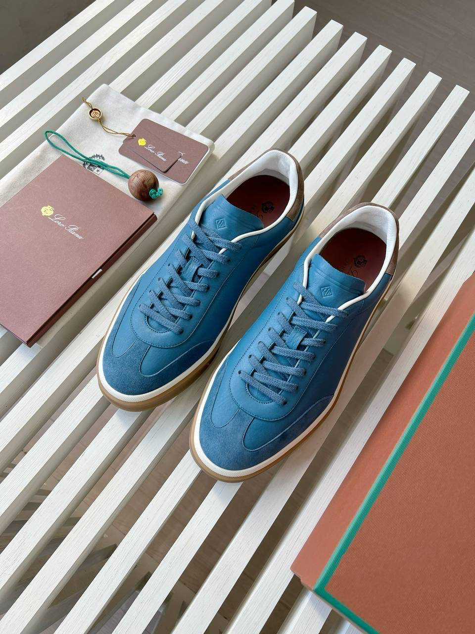 МУЖСКИЕ КЕДЫ LORO PIANA детальное фото