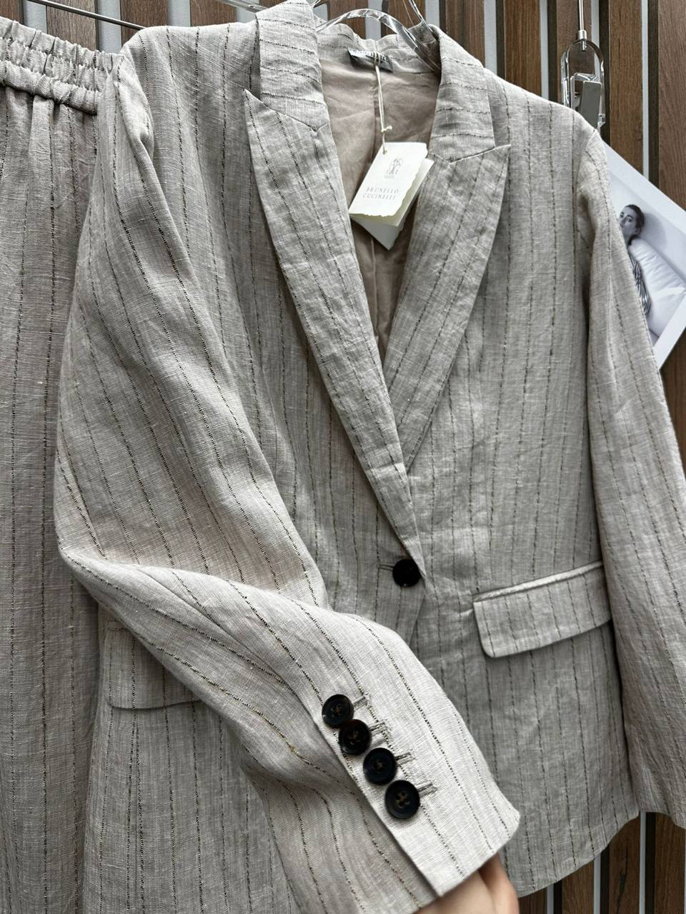 КОСТЮМ BRUNELLO CUCINELLI детальное фото