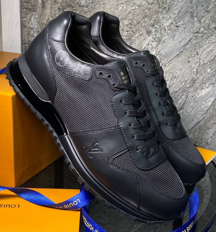 МУЖСКИЕ КРОССОВКИ LOUIS VUITTON фото