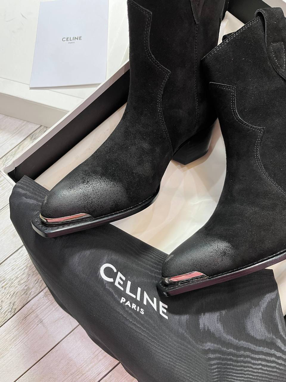 БОТИЛЬОНЫ CELINE детальное фото