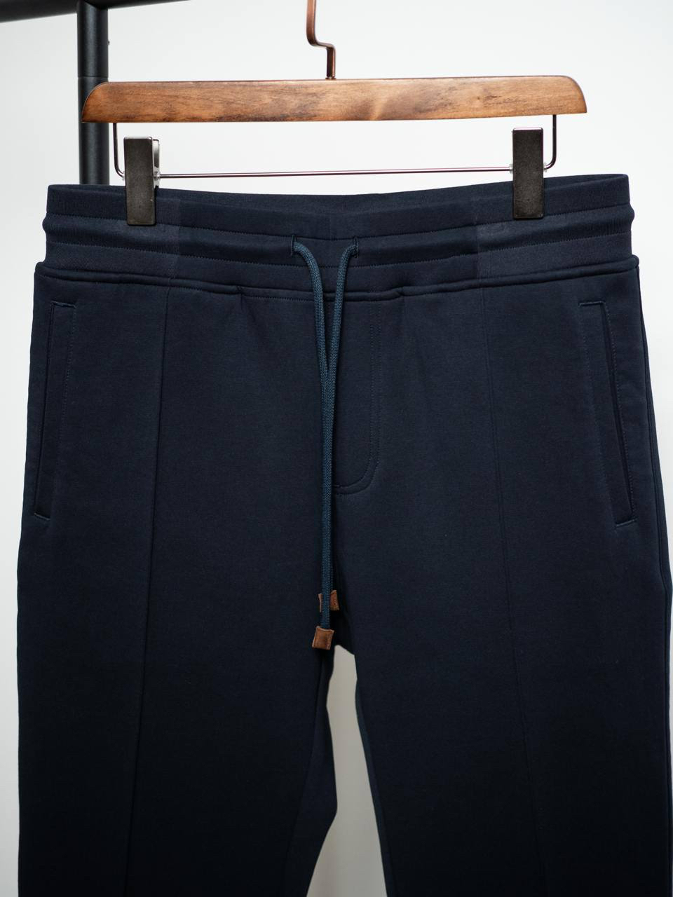 МУЖСКОЙ КОСТЮМ BRUNELLO CUCINELLI детальное фото