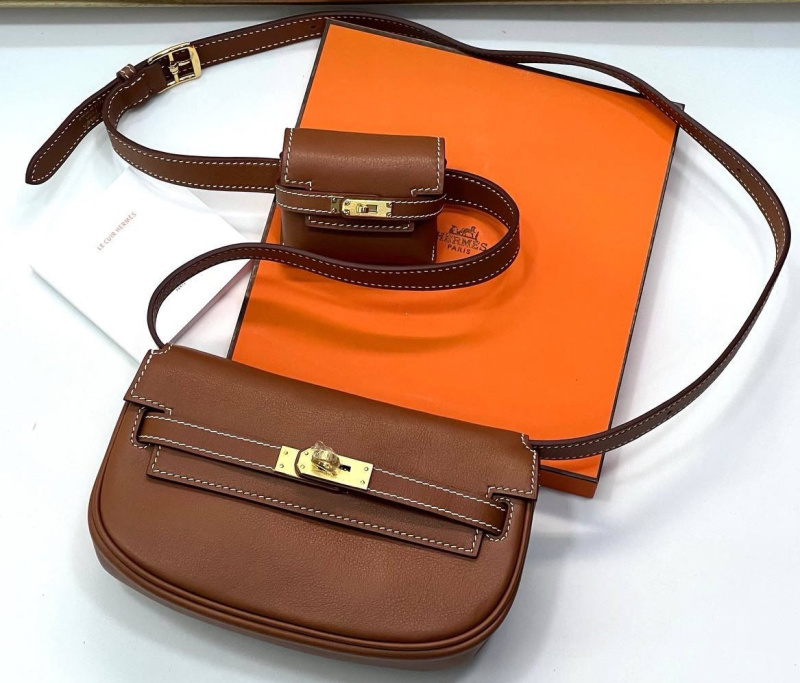 СУМКА HERMES KELLY MOOVE фото