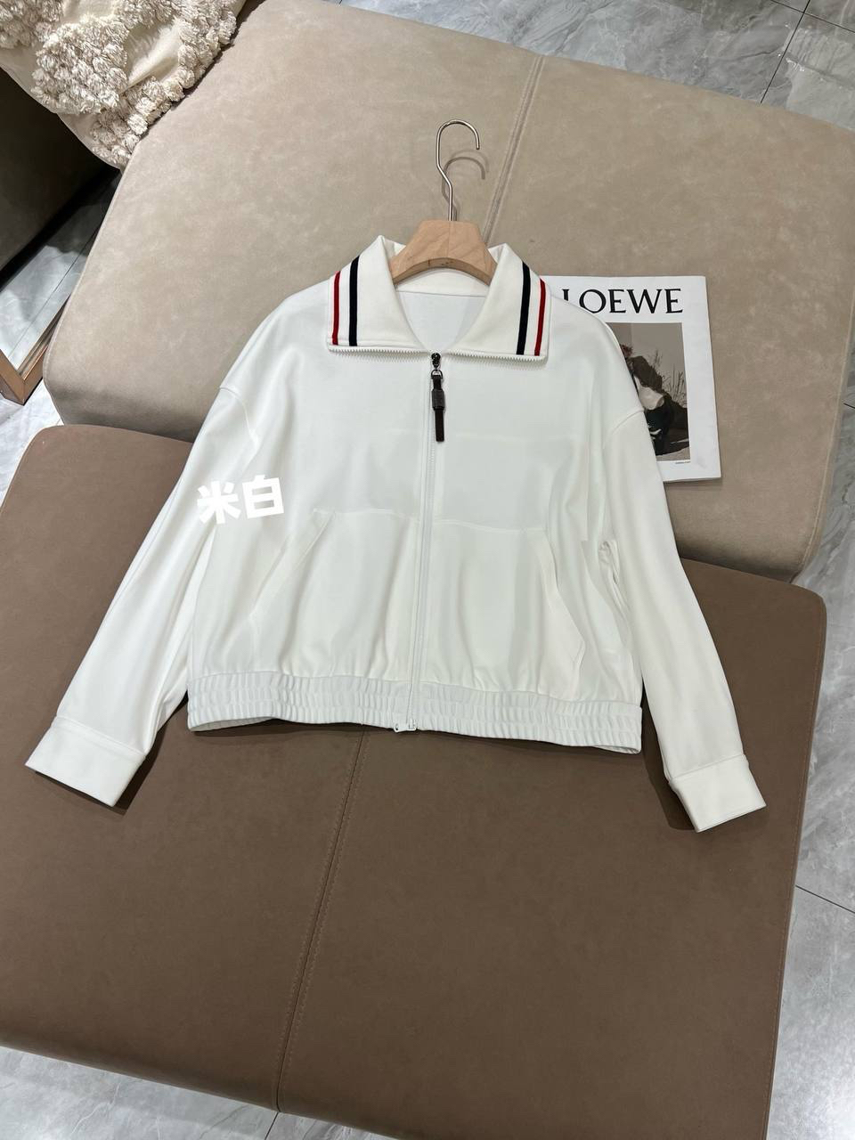КОСТЮМ BRUNELLO CUCINELLI детальное фото