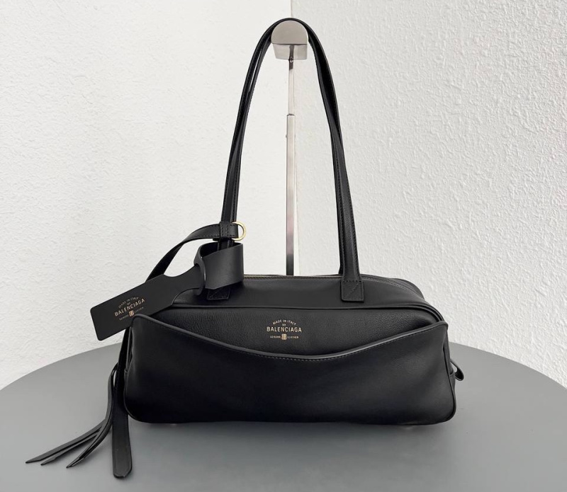 СУМКА BALENCIAGA CARRIE фото