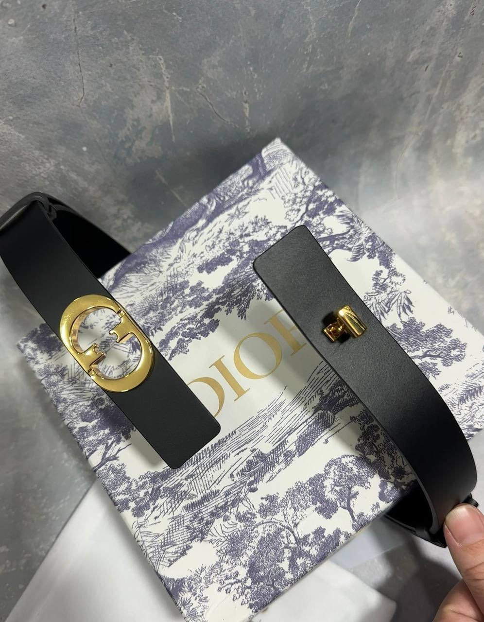 ЖЕНСКИЙ РЕМЕНЬ CHRISTIAN DIOR детальное фото