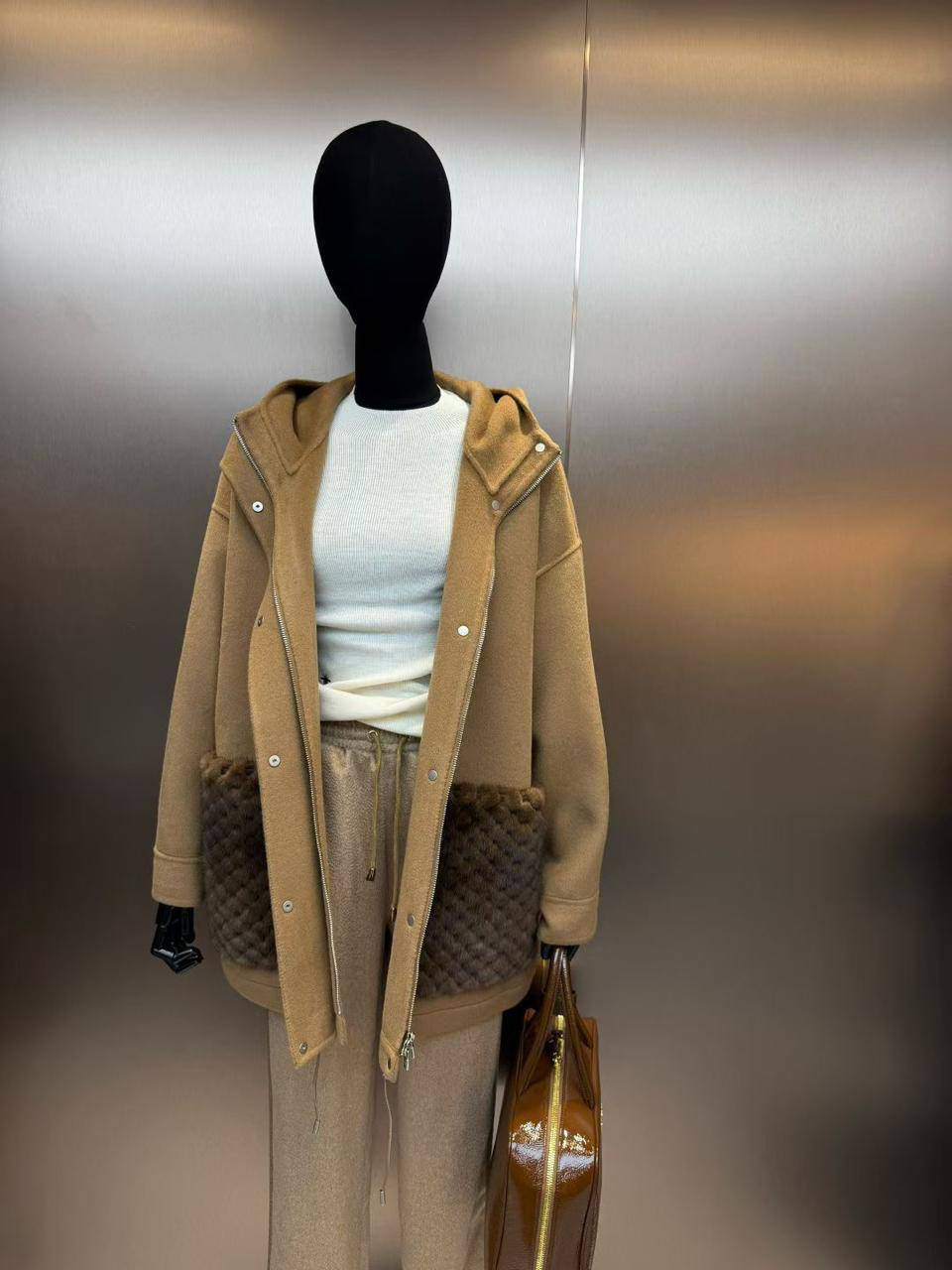 ПАЛЬТО LORO PIANA детальное фото