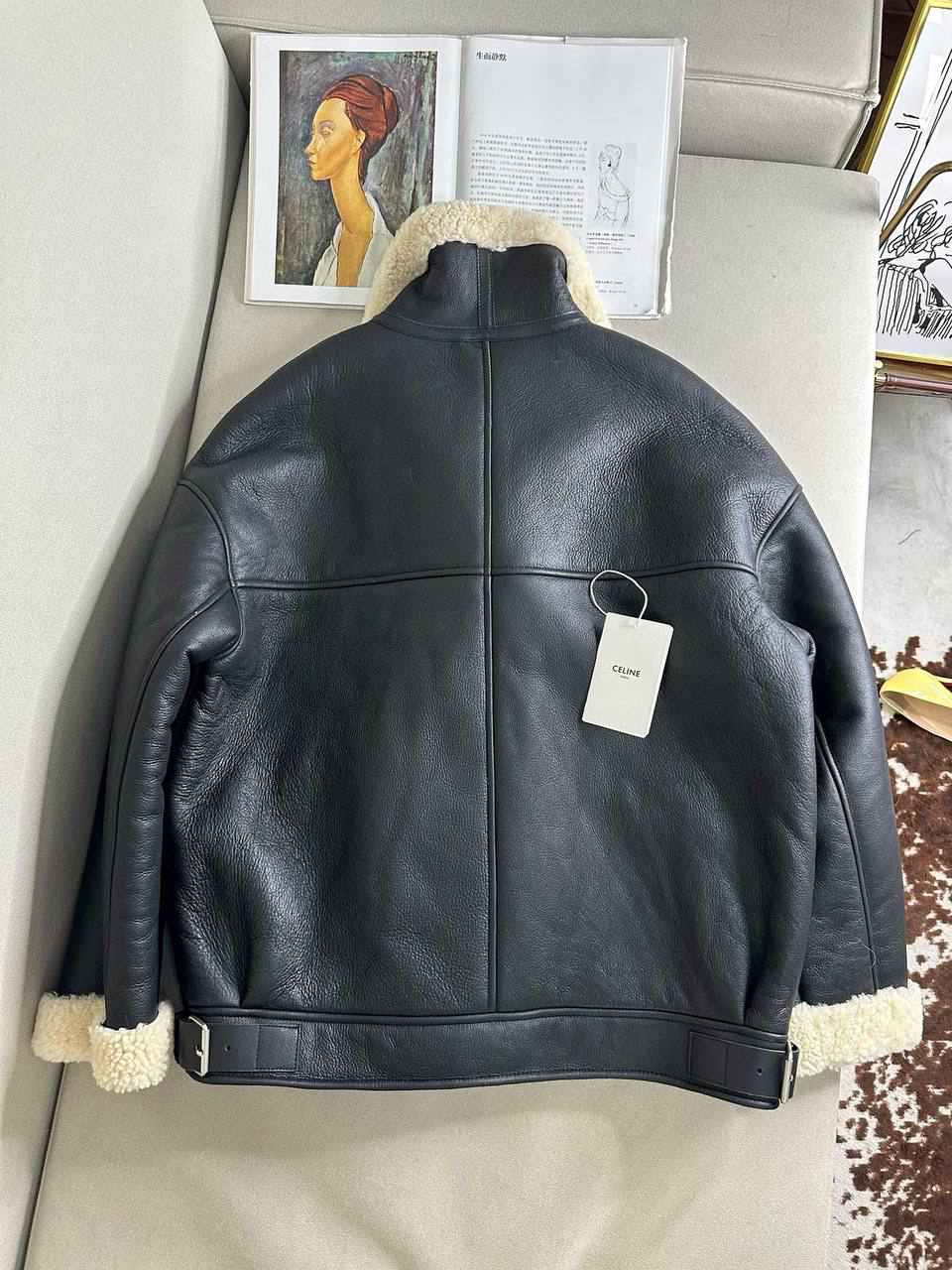 ДУБЛЕНКА CELINE детальное фото