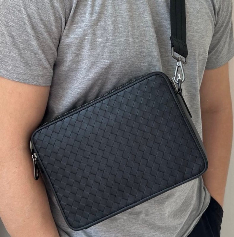 МУЖСКАЯ СУМКА МЕССЕНДЖЕР BOTTEGA VENETA фото