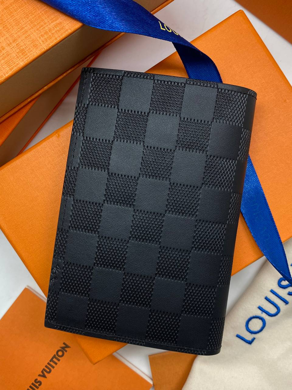 ОБЛОЖКА НА ПАСПОРТ LOUIS VUITTON детальное фото