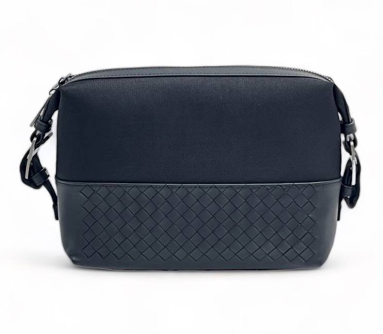 МУЖСКОЙ КЛАТЧ BOTTEGA VENETA фото