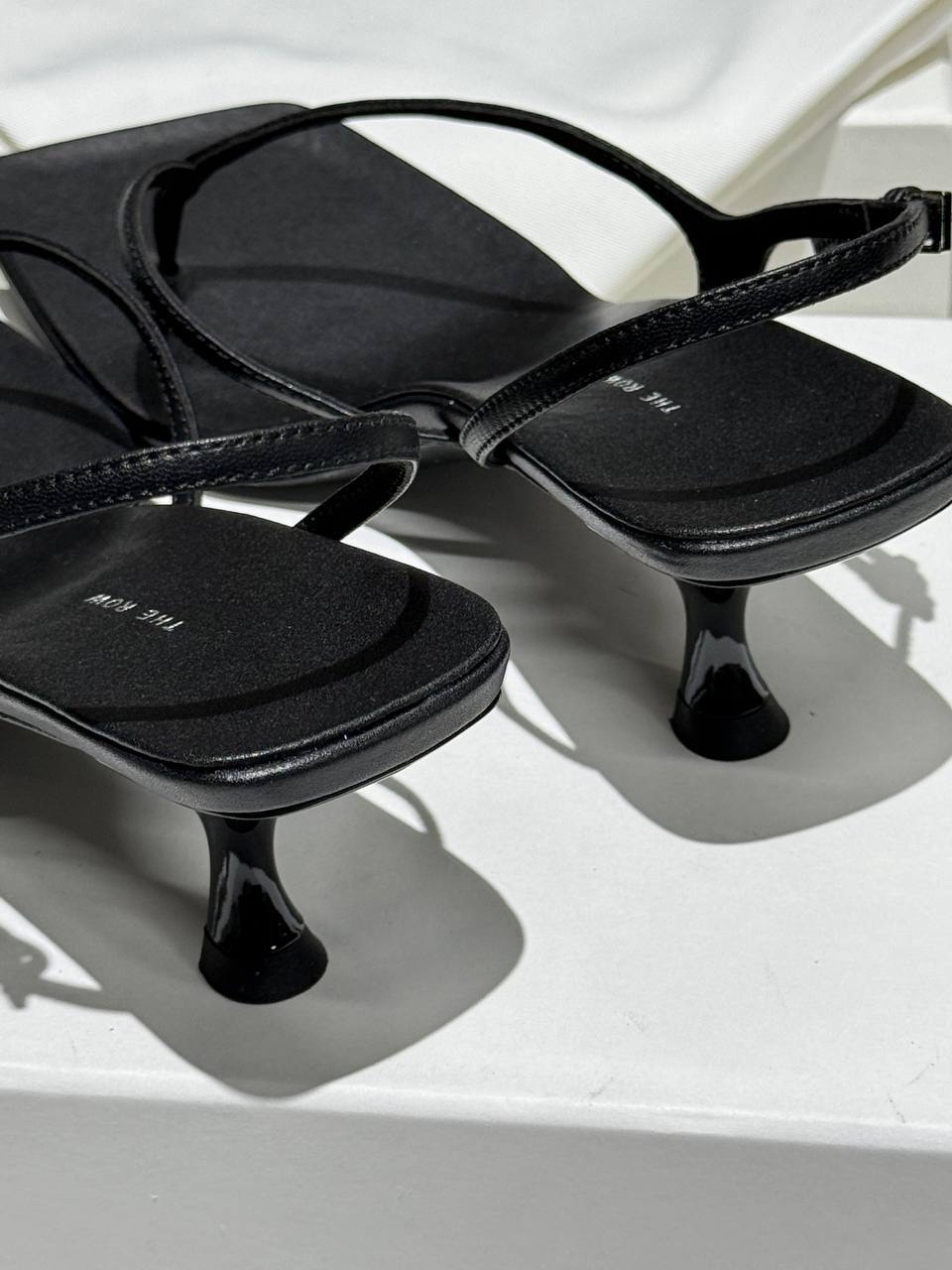 БОСОНОЖКИ THE ROW детальное фото