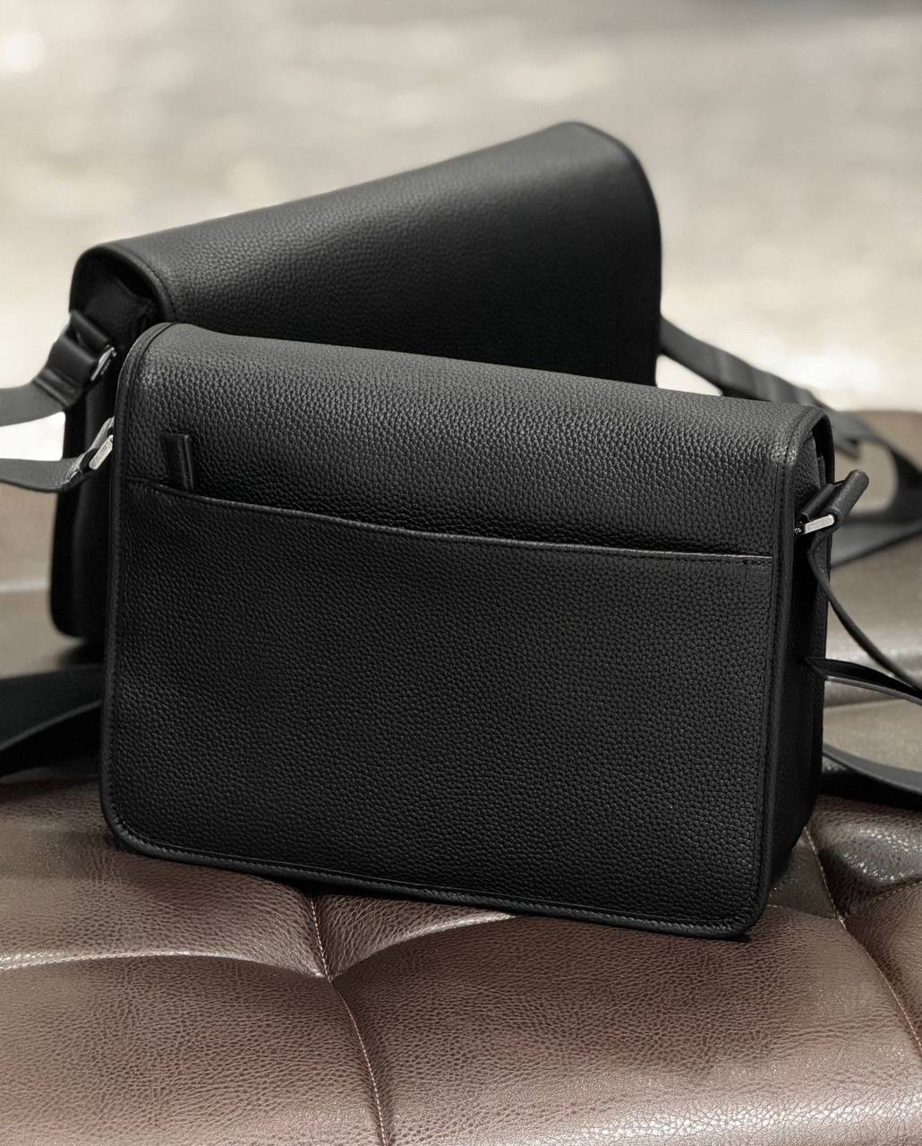 МУЖСКАЯ СУМКА МЕССЕНДЖЕР PRADA детальное фото