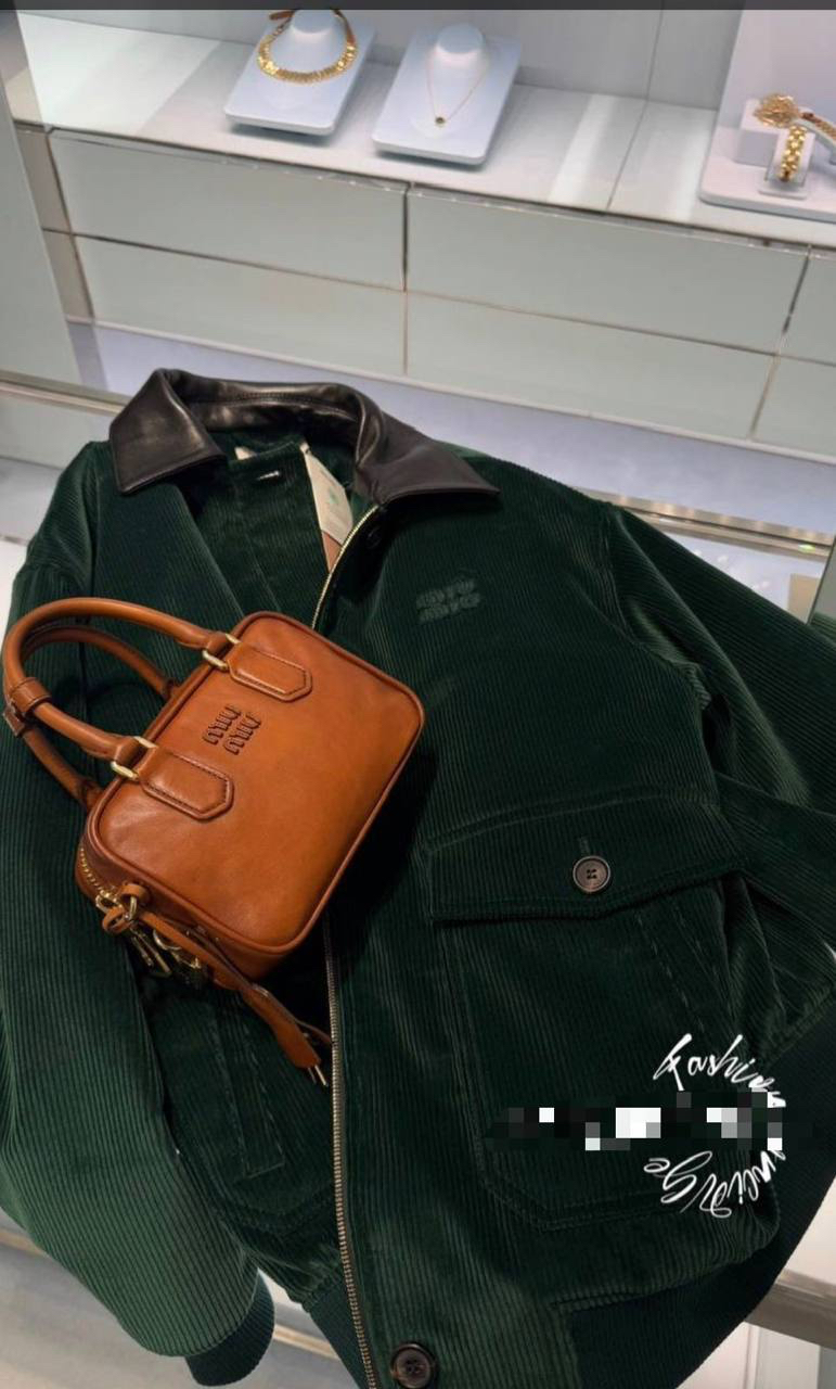 БОМБЕР MIU MIU детальное фото