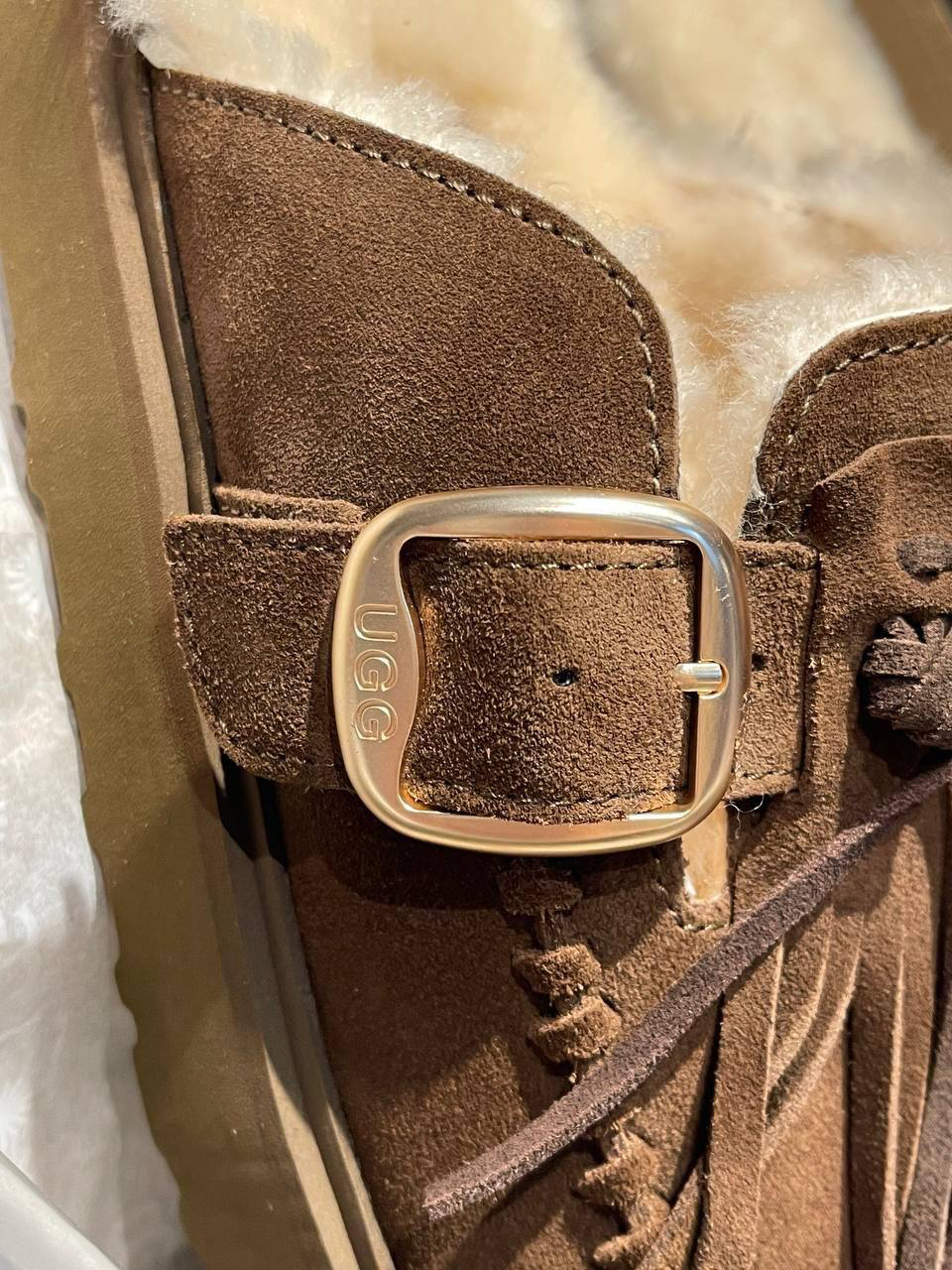 САБО UGG детальное фото