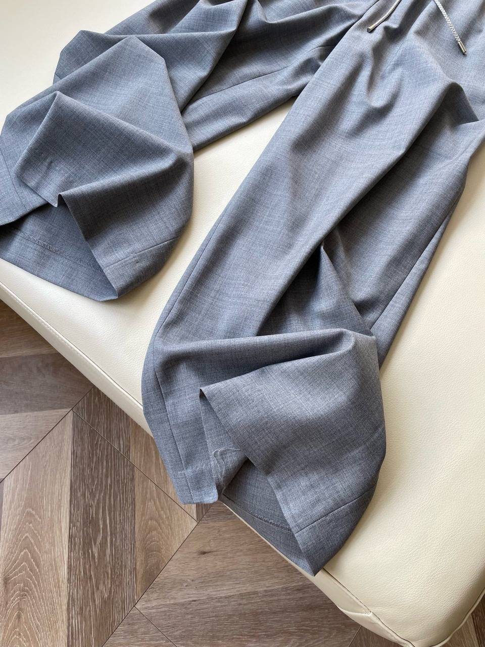 БРЮКИ THE ROW детальное фото