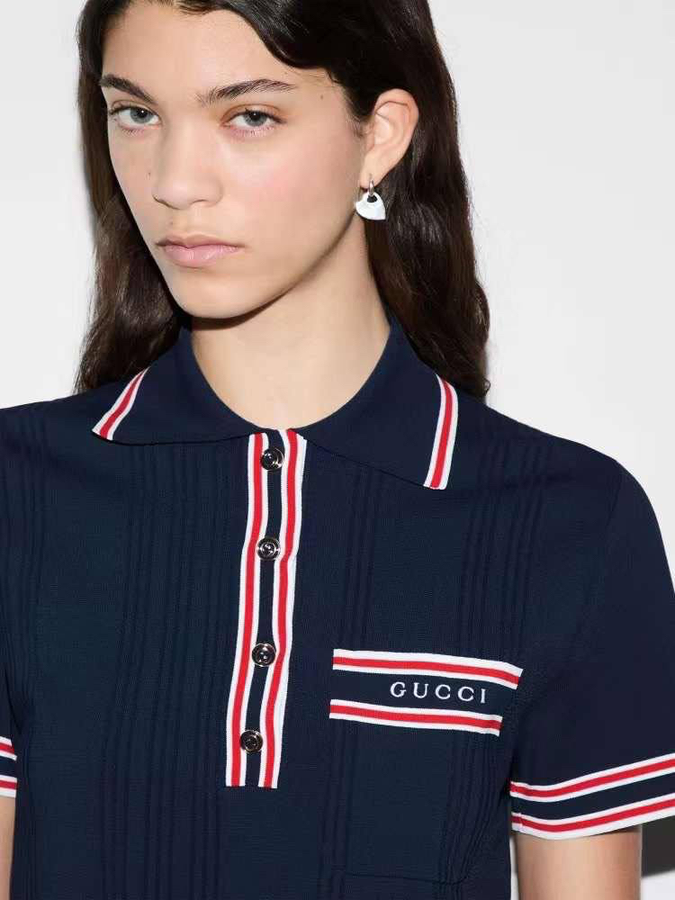 КОСТЮМ GUCCI детальное фото