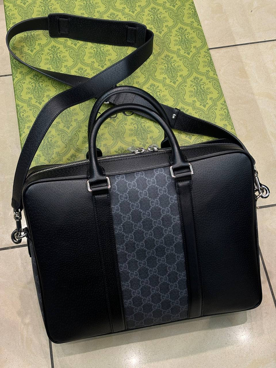 МУЖСКОЙ ПОРТФЕЛЬ GUCCI детальное фото