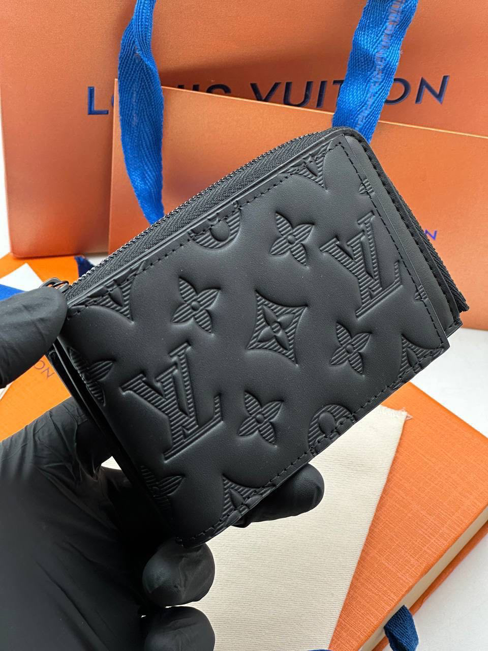 КАРТХОЛДЕР LOUIS VUITTON детальное фото