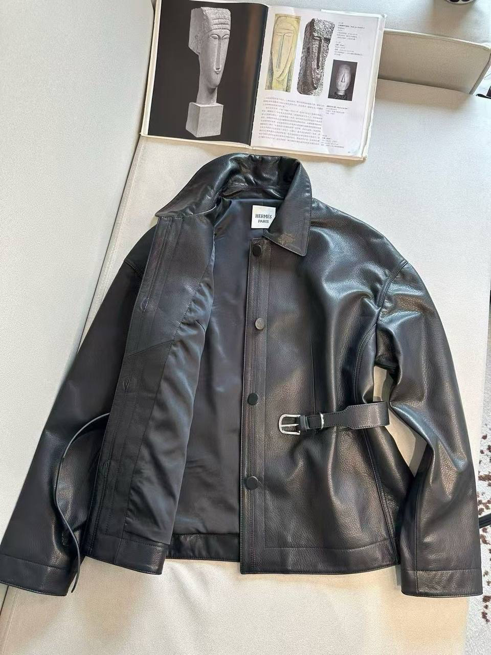 КУРТКА HERMES детальное фото