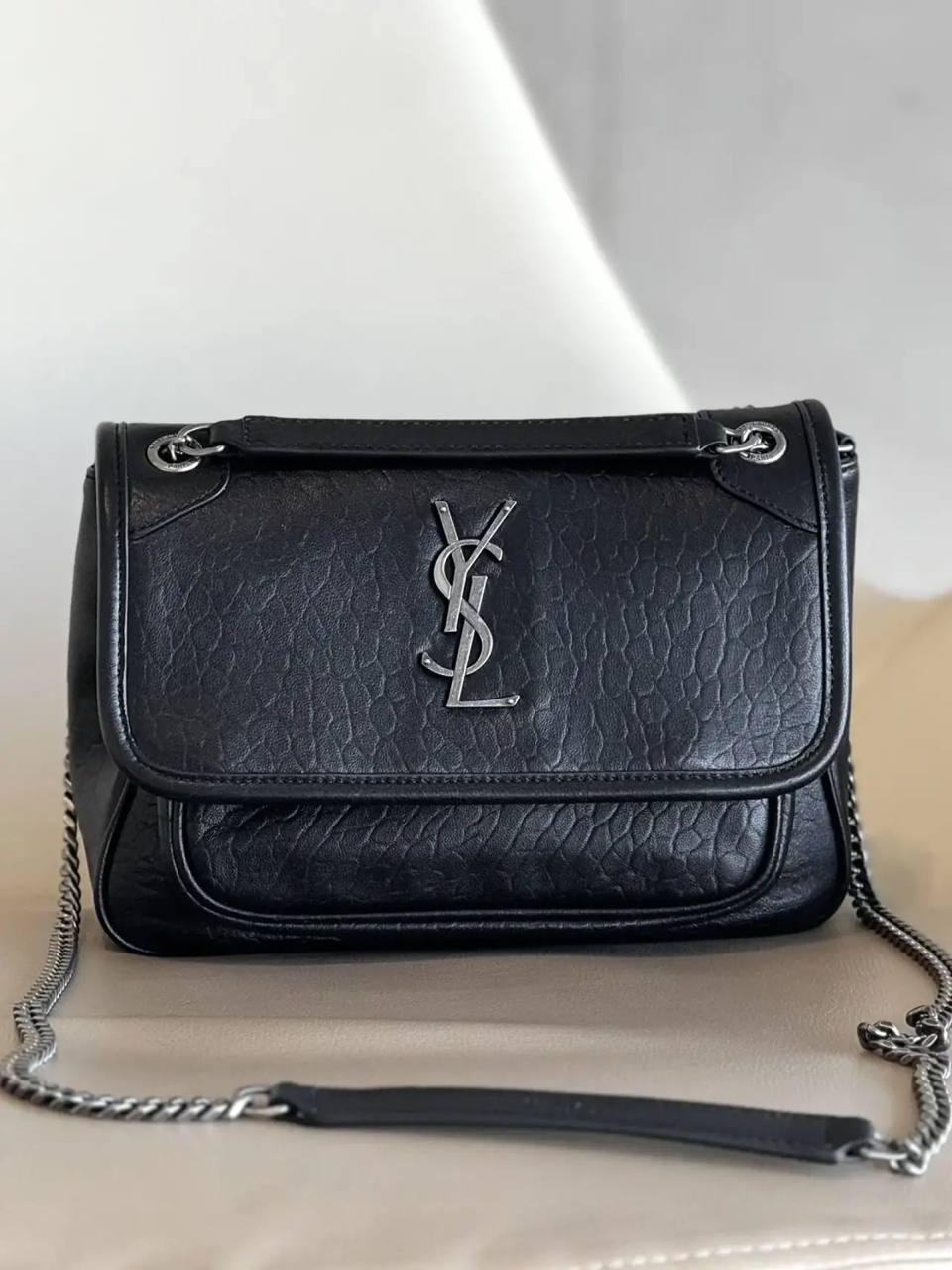 СУМКА SAINT LAURENT детальное фото