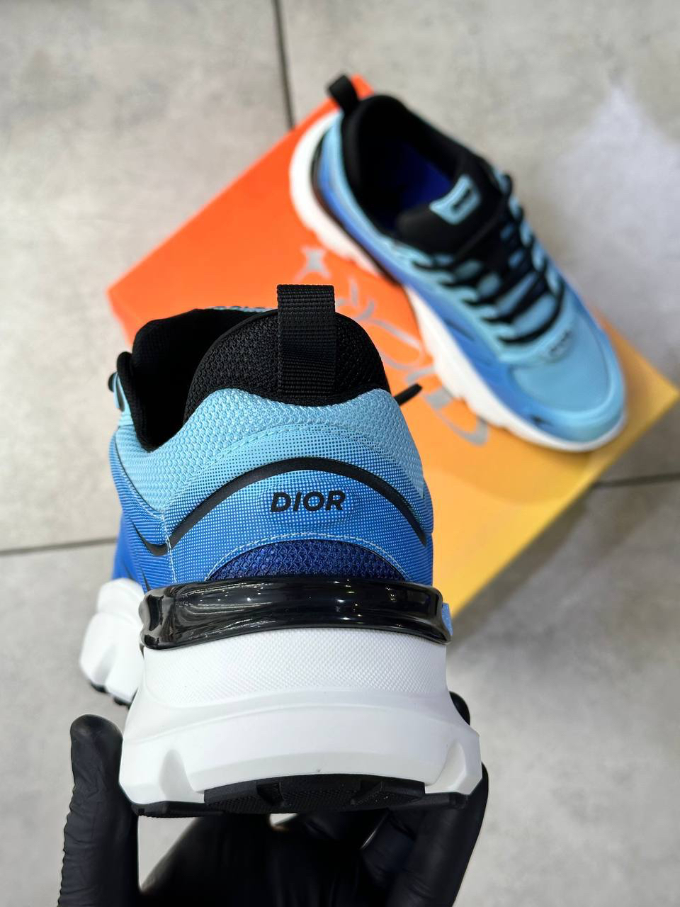 МУЖСКИЕ КРОССОВКИ CHRISTIAN DIOR детальное фото