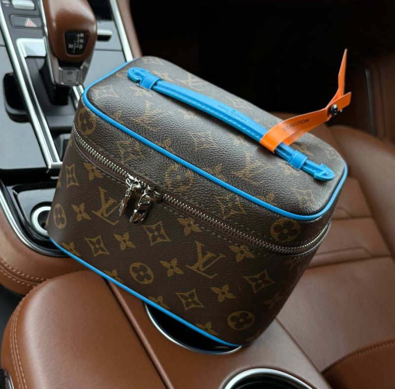КОСМЕТИЧКА LOUIS VUITTON фото
