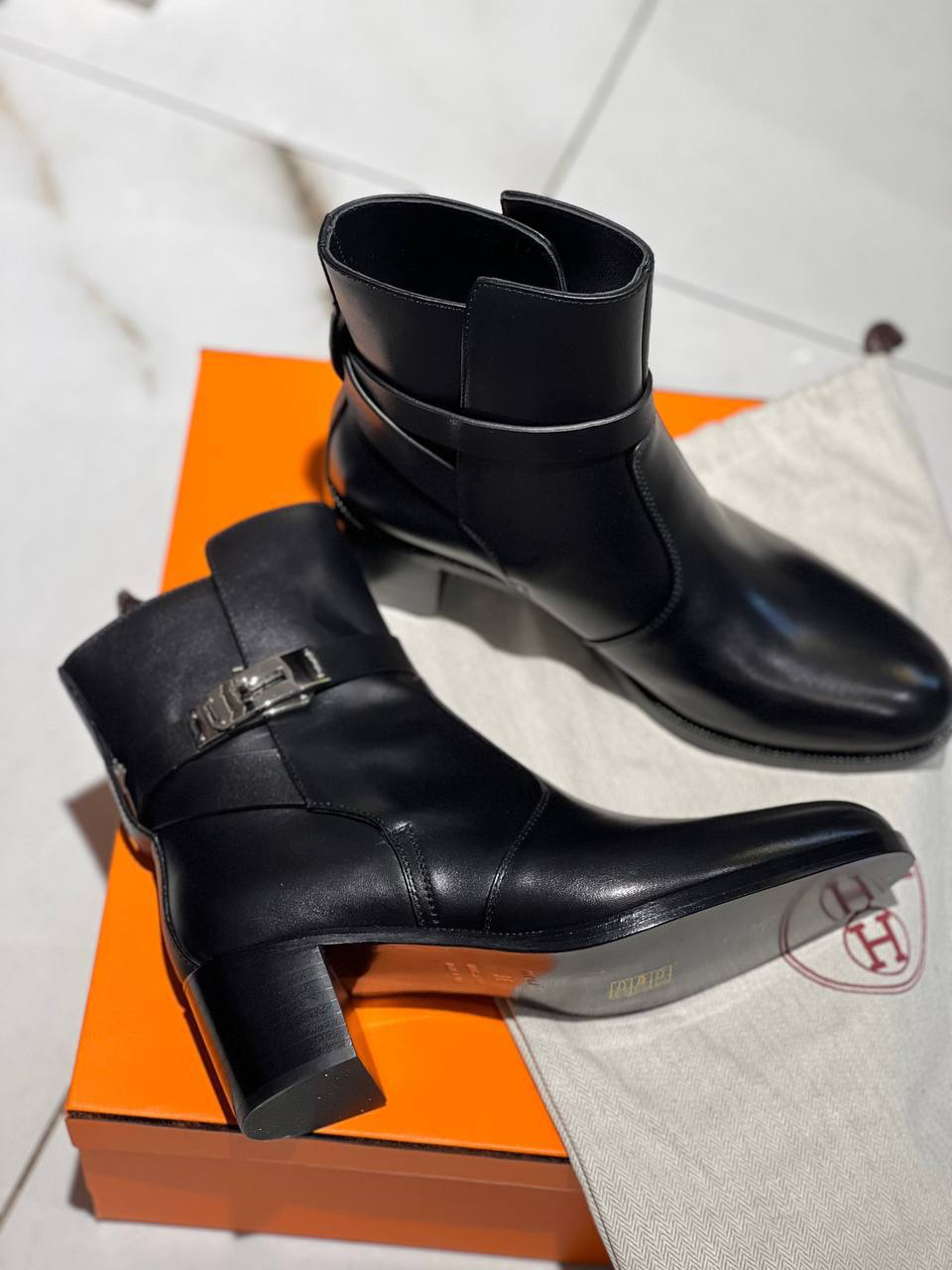 БОТИЛЬОНЫ HERMES детальное фото