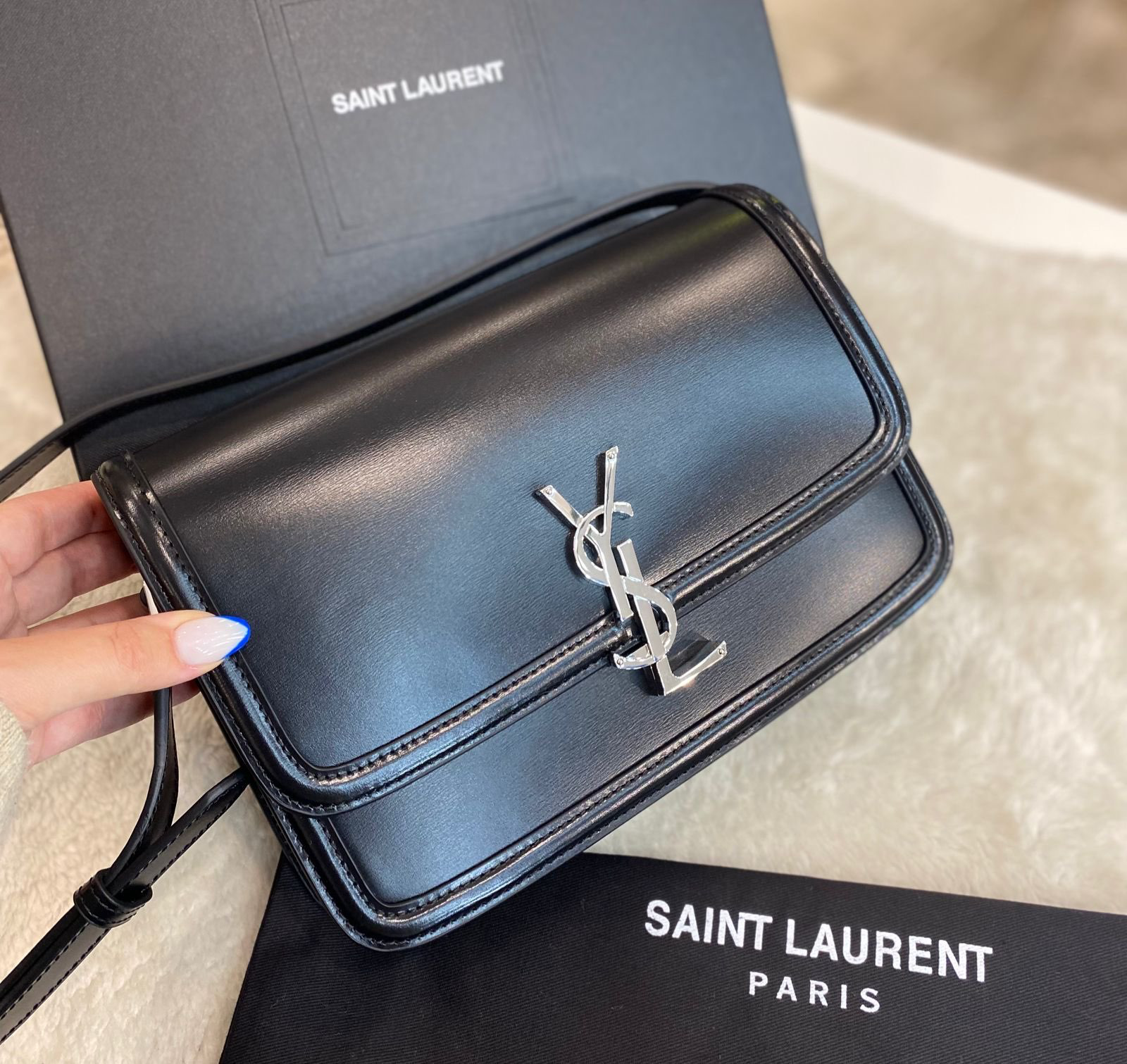 СУМКА SAINT LAURENT детальное фото